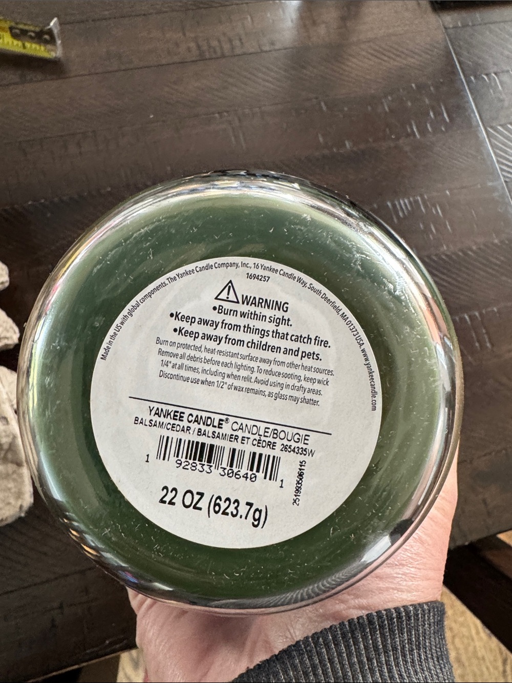Yankee Candle Balsam & Cedar Forest Green 22 oz Scented Candle - Picture 5 of 7